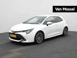 Wit Gebruikt 2020 Toyota Corolla Hatchback | € 21.945 (Eerlijke prijs)
