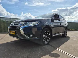 Zwart Gebruikt 2015 Mitsubishi Outlander Edition SUV | € 12.950 (Eerlijke prijs)