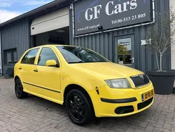 Geel Gebruikt 2006 Skoda Fabia Hatchback | € 895 (Goede deal)