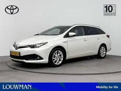 Wit Gebruikt 2017 Toyota Auris Touring Sports Stationwagen | € 15.495 (Eerlijke prijs)