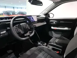 Zwart, metallic lak Nieuw 2025 Citroën e-C3 SUV | € 27.240 (Goede deal)