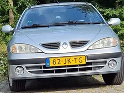 Gebruikt 2002 Renault Mégane II Expression Hatchback | € 1.200 (Eerlijke prijs)