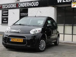 Zwart, metallic lak Gebruikt 2010 Citroën C1 Hatchback | € 1.950 (Eerlijke prijs)