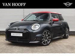 Grijs Gebruikt 2024 Mini Cooper SE Hatchback | € 37.950 (Iets duurder)