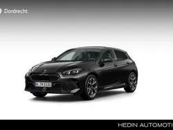 Zwart Nieuw 2025 BMW 123 M Sport Hatchback | € 63.113