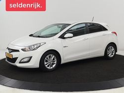 Wit Gebruikt 2016 Hyundai i30 Hatchback | € 6.900 (Eerlijke prijs)