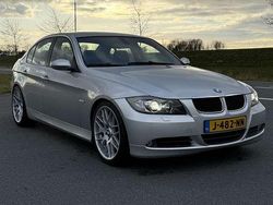Grijs Gebruikt 2006 BMW 325 Executive Sedan | € 5.500 (Eerlijke prijs)