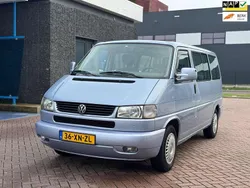 Blauw, metallic lak Gebruikt 1996 VW Caravelle MPV | € 19.995