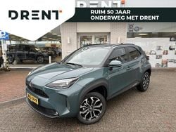 Groen Nieuw 2025 Toyota Yaris Comfort SUV | € 32.895 (Goede deal)