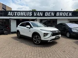 Wit, metallic lak Gebruikt 2022 Mitsubishi Eclipse Cross Intense+ SUV | € 21.445