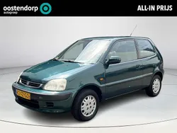 Groen Gebruikt 2000 Honda Logo Hatchback | € 1.990