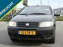 Zwart Gebruikt 2004 Fiat Punto Active Hatchback | € 999 (Eerlijke prijs)