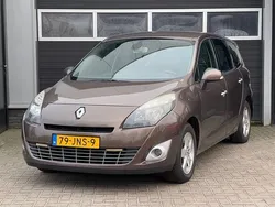 Bruin Gebruikt 2009 Renault Grand Scénic III Business MPV | € 2.250 (Eerlijke prijs)