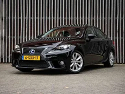 Zwart Gebruikt 2014 Lexus IS300h Business Edition Sedan | € 13.950 (Iets duurder)