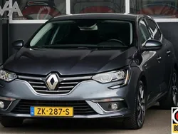 Grijs Gebruikt 2019 Renault Mégane IV Bose Edition Hatchback | € 17.450 (Iets duurder)