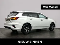 Wit Nieuw 2025 MG MG5 EV Luxury Stationwagen | € 32.150
