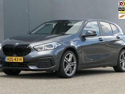 Grijs Gebruikt 2021 BMW 118 Shadowline Hatchback | € 19.940 (Goede deal)