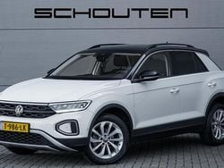 Wit Gebruikt 2022 VW T-Roc Life SUV | € 25.900 (Super prijs)