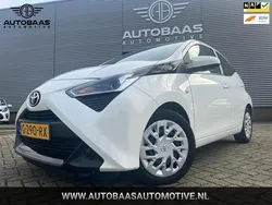 Wit Gebruikt 2019 Toyota Aygo X-play Hatchback | € 10.340 (Eerlijke prijs)