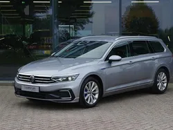 Zilver Gebruikt 2021 VW Passat Business Stationwagen | € 22.750 (Goede deal)