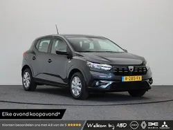 Grijs Gebruikt 2022 Dacia Sandero Essentiel Hatchback | € 13.940 (Goede deal)