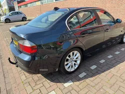 Zwart Gebruikt 2008 BMW 318 Sedan | € 5.000 (Eerlijke prijs)