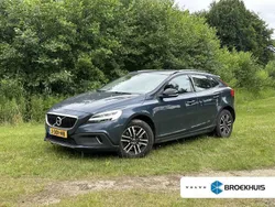Blauw Gebruikt 2019 Volvo V40 CC Stationwagen | € 20.900 (Eerlijke prijs)