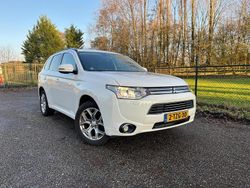 Wit Gebruikt 2014 Mitsubishi Outlander P-HEV Intense+ SUV | € 7.750 (Super prijs)