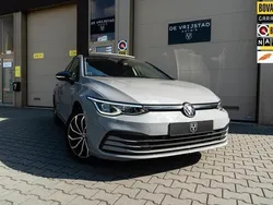 Grijs Gebruikt 2022 VW Golf VIII United Hatchback | € 26.950 (Iets duurder)