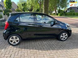 Zwart Gebruikt 2013 Kia Picanto Comfort Hatchback | € 3.950 (Goede deal)