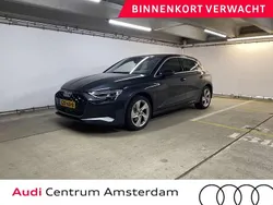Grijs Gebruikt 2025 Audi A3 Sportback Advanced Hatchback | € 37.949 (Eerlijke prijs)