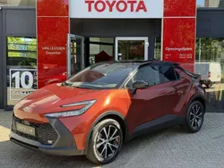 Oranje Nieuw 2025 Toyota C-HR SUV | € 42.885 (Eerlijke prijs)