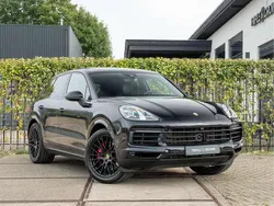 Zwart Gebruikt 2017 Porsche Cayenne SUV | € 61.950 (Duur)