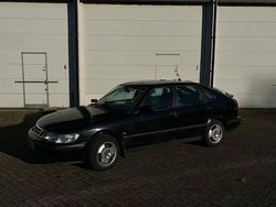 Zwart Gebruikt 2002 Saab 9-3 Hatchback | € 2.550 (Goede deal)