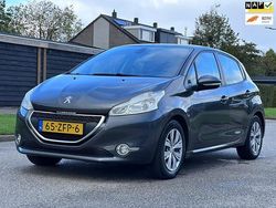Grijs Gebruikt 2012 Peugeot 208 Envy Hatchback | € 4.950 (Eerlijke prijs)