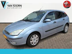 Grijs Gebruikt 2005 Ford Focus Futura Hatchback | € 1.750 (Goede deal)