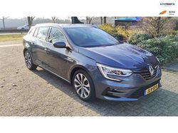 Grijs Gebruikt 2021 Renault Mégane GrandTour Intens Stationwagen | € 14.900 (Goede deal)