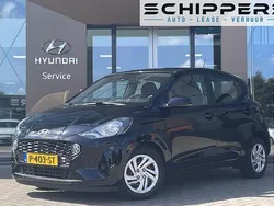 Zwart Gebruikt 2022 Hyundai i10 Comfort Hatchback | € 12.900 (Goede deal)