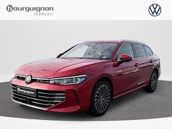 Rood Gebruikt 2025 VW Passat Elegance Stationwagen | € 42.999 (Duur)