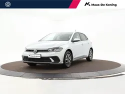 Grijs Gebruikt 2024 VW Polo Edition Hatchback | € 23.740 (Goede deal)