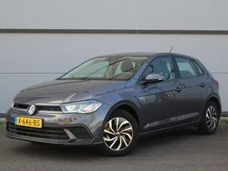 Grijs Gebruikt 2023 VW Polo SE Hatchback | € 19.900 (Goede deal)
