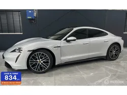 Grijs Gebruikt 2021 Porsche Taycan Chrono Sedan | € 62.950 (Eerlijke prijs)