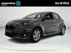 Grijs Gebruikt 2024 Toyota Yaris Active Hatchback | € 24.445 (Eerlijke prijs)