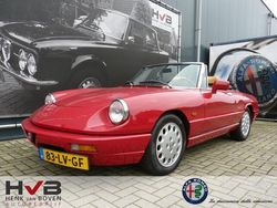 Rood Gebruikt 1992 Alfa Romeo Spider Cabriolet | € 24.995