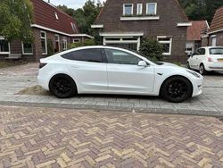 Gebruikt 2019 Tesla Model 3 Long Range AWD Sedan | € 16.700 (Iets duurder)