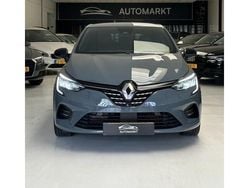 Grijs Gebruikt 2021 Renault Clio V R.S. Hatchback | € 14.950 (Eerlijke prijs)