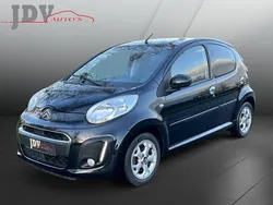 Zwart, metallic lak Gebruikt 2012 Citroën C1 First Hatchback | € 4.499 (Eerlijke prijs)