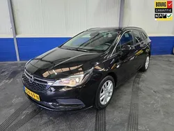 Zwart Gebruikt 2018 Opel Astra Business Stationwagen | € 11.950 (Eerlijke prijs)
