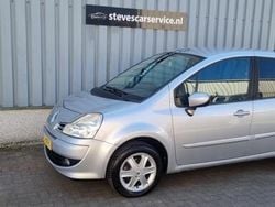 Grijs Gebruikt 2008 Renault Modus Dynamique MPV | € 2.950 (Eerlijke prijs)