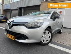 Grijs Gebruikt 2013 Renault Clio IV Authentique Hatchback | € 2.695 (Eerlijke prijs)